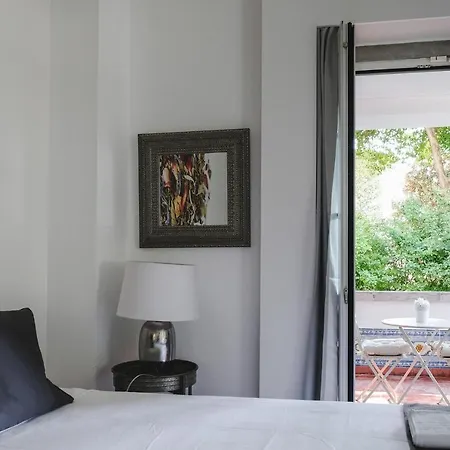 4u Airport Guest house Lisbon