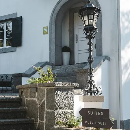 4u Airport 招待所