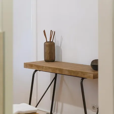 4u Airport 招待所