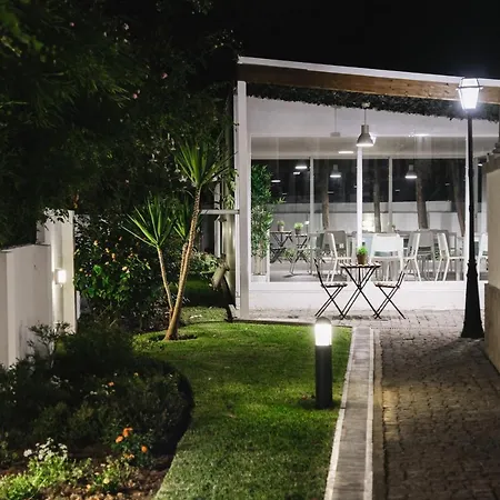 招待所 4u Airport 3*