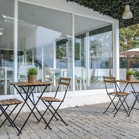 4u Airport Гостьовий будинок 3*