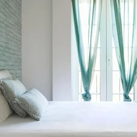 4u Airport ゲストハウス 3*