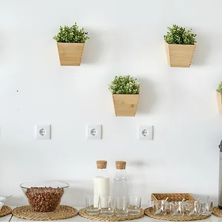 4u Airport ゲストハウス